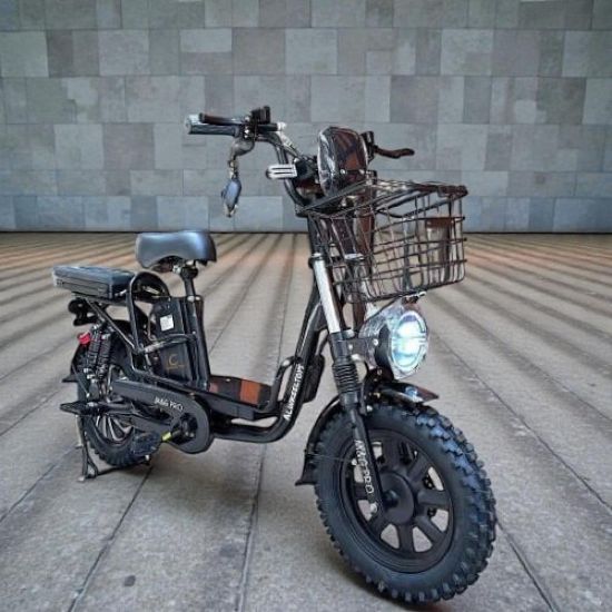 صورة دراجة كهربائية 60 فولت بكفرات مقاس 16